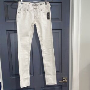 Miss Me Women's Classic White Skinny Jeans NWT Size 26 inseam 31.5 JP5082534